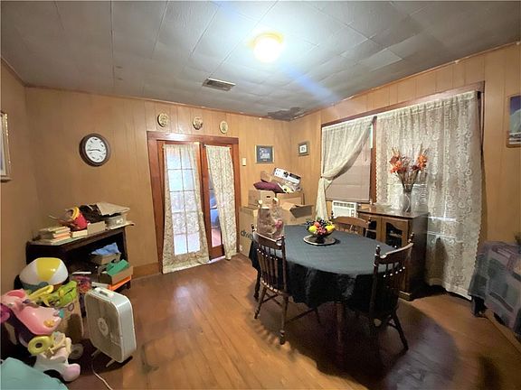 5th image of 908 Julia St