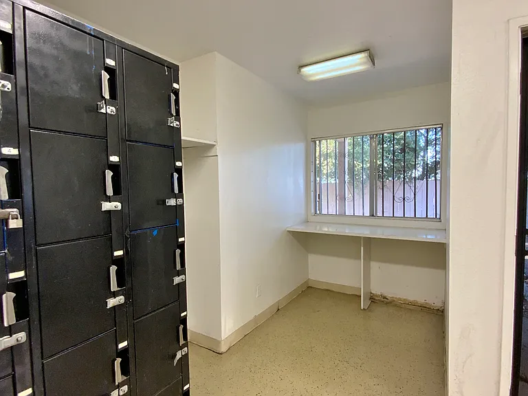 Coin/App Operated Laundry