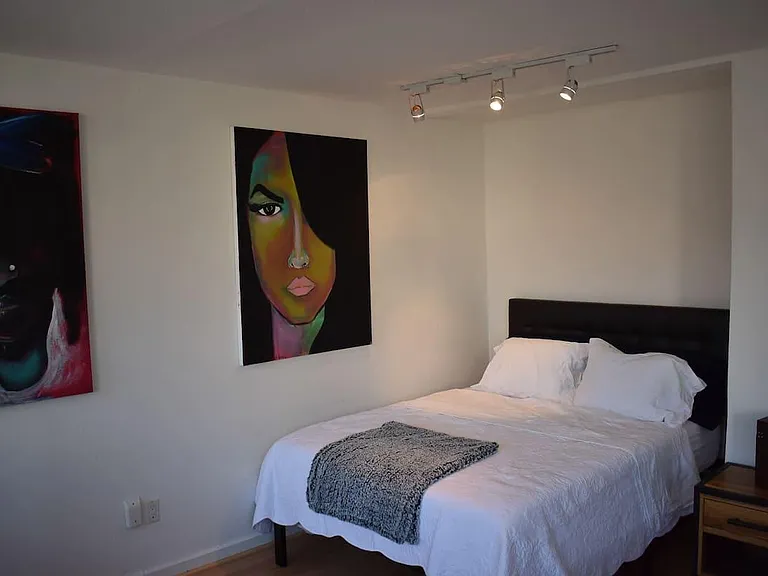 4324 Floyd St — Photo 11