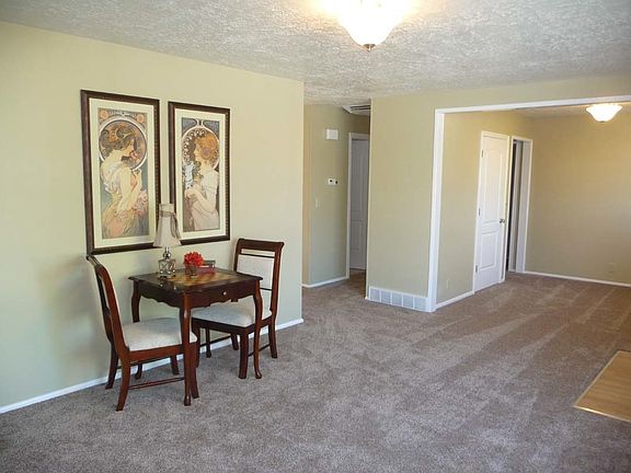 2nd image of 3423 W Royalwood Dr
