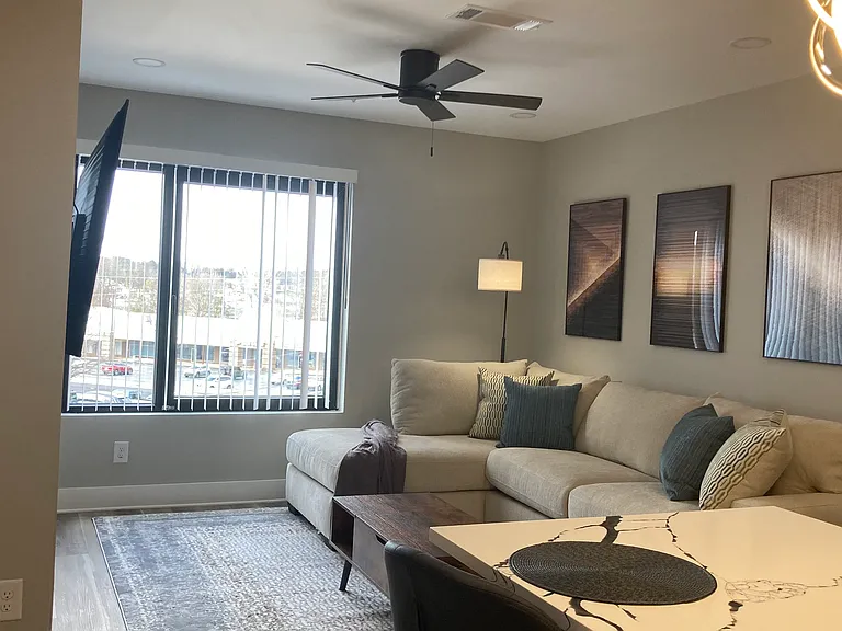The Tucker Luxury Apartments — Photo 44
