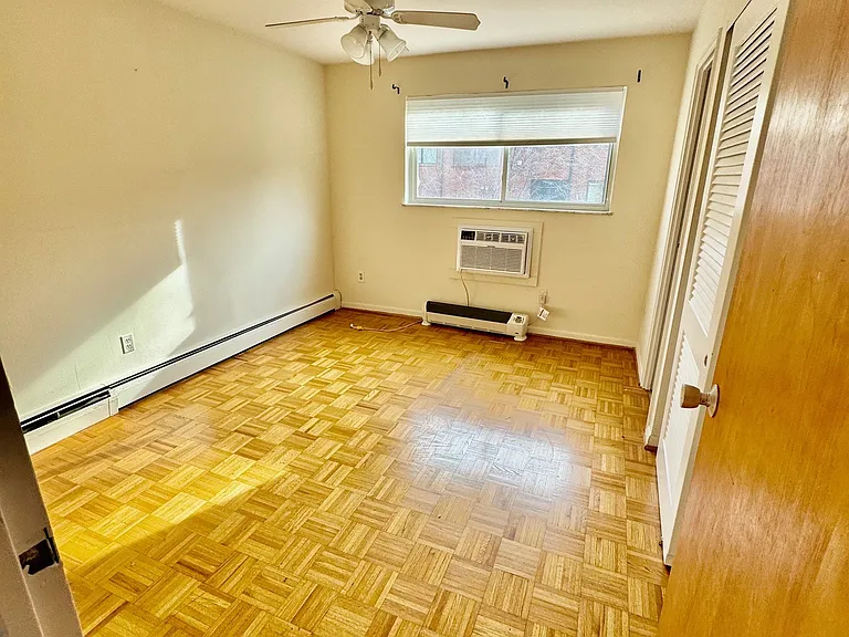 983 Parkside Pl #A4 — Photo 8