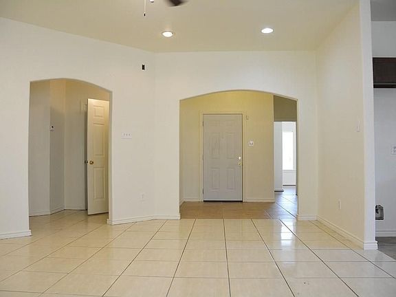 4th image of 9231 Burford Ln