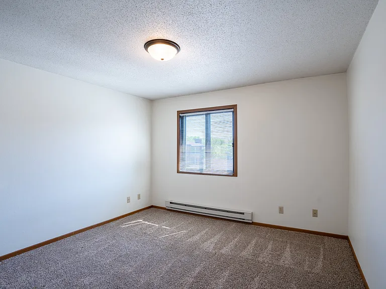 Fargo, ND Southview Village Apartments | Bedroom