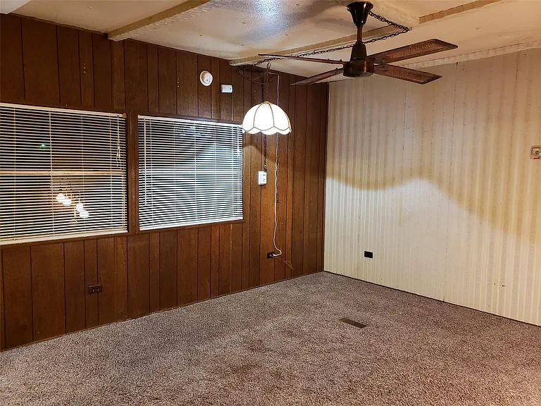 12126 Lynda Dr — Photo 5