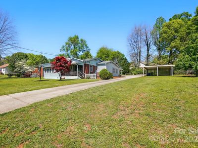 140 Oak Ave, Mount Holly, NC, 28120