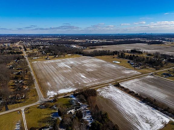 2nd image of 7469 Davis Rd