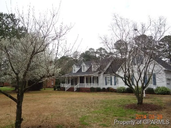 3163 Fox Run Cir, Kinston, NC 28504