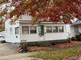 364 Jackson St, Conneaut, OH 44030