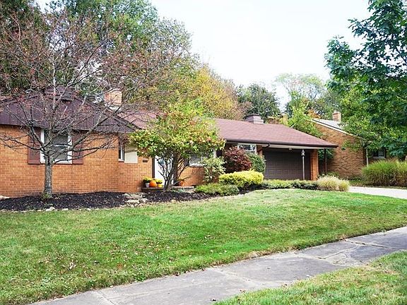 2nd image of 5743 Parkland Dr