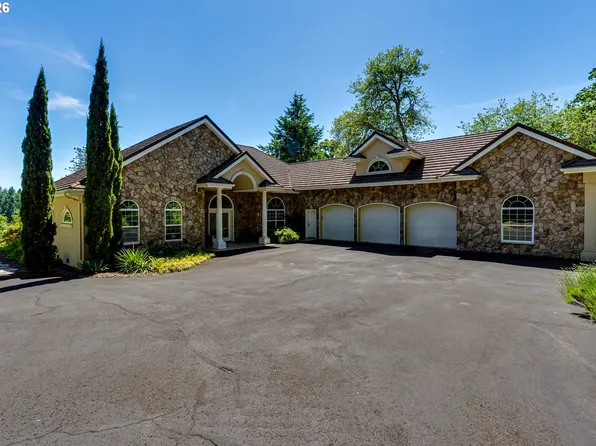 32825 Kestrel Ln, Eugene, OR 97405