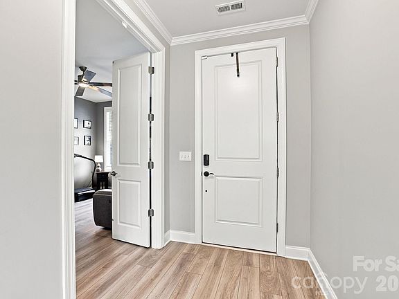 5th image of 3038 Trace Meadow Ct