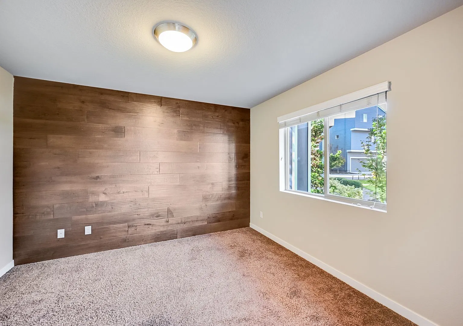 Beautiful 3 bed, 2.5 bath Single Family home in Beaverton! — Photo 3