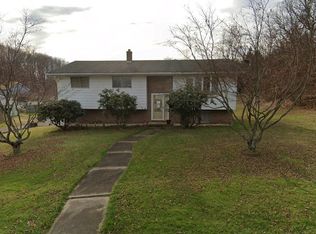 10 Corby Rd, Courtdale, PA 18704
