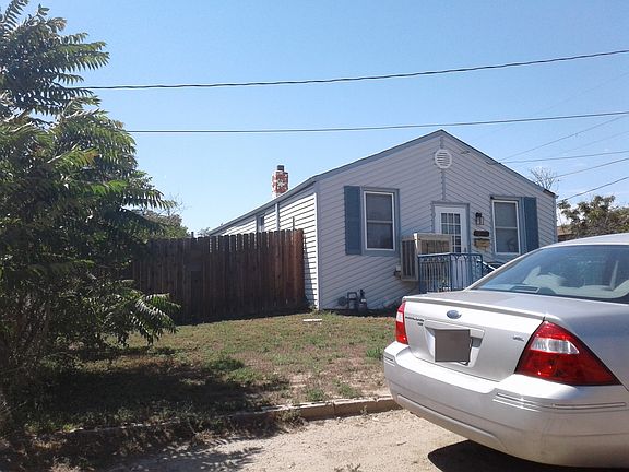 2nd image of 1209 N Queens Ave