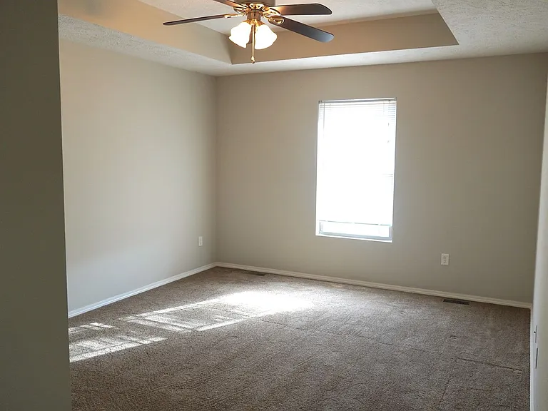 2504 W Cover Dr — Photo 11