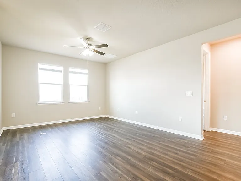 2278 Raven Ridge Rd — Photo 3