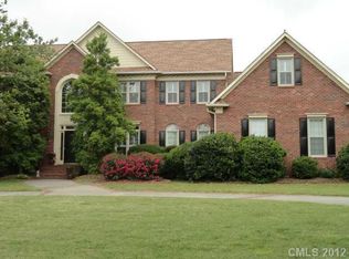 521 Beacon Knoll Ln, Fort Mill, SC 29708