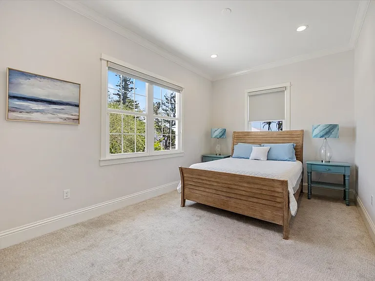3919 Roberts Point Rd — Photo 35