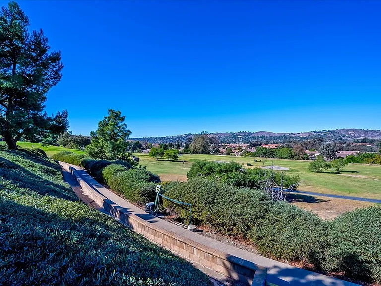27377 Paseo Laguna — Photo 18