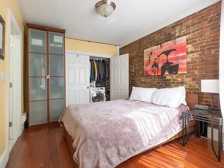 497 Beacon St #5A — Photo 3