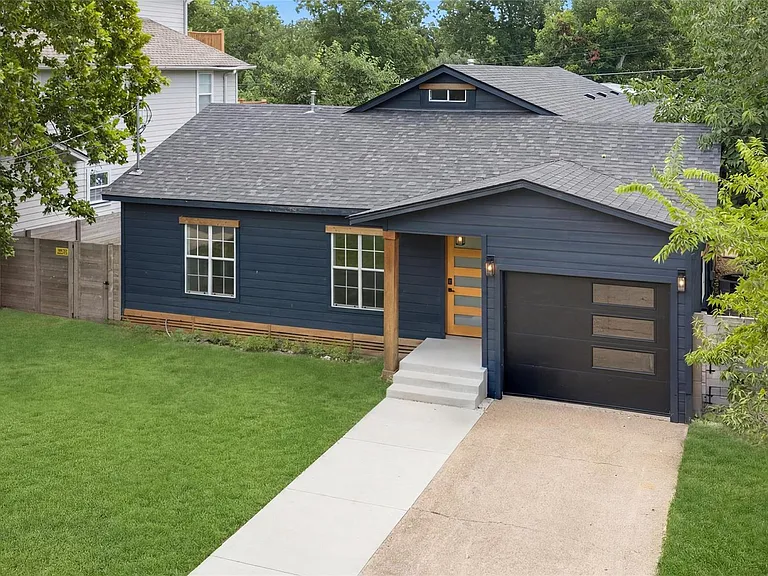 1007 Payne Ave — Photo 3