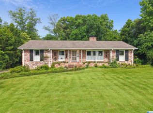 3756 Valley Head Rd, Mountain Brook, AL 35223