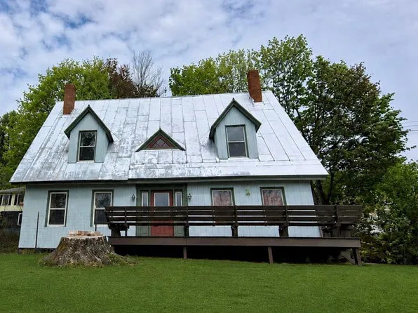 131 Fairbanks Road, Farmington, ME 04938