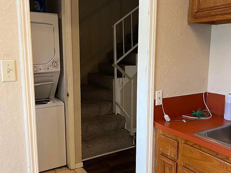 1804 Marguerite St #1804 — Photo 8