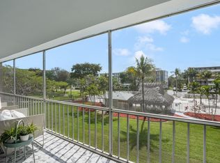 4700 Washington St APT 301, Hollywood, FL 33021