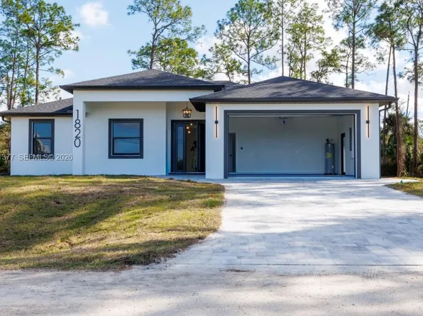 1820 Edward Ave, Lehigh Acres, FL 33972