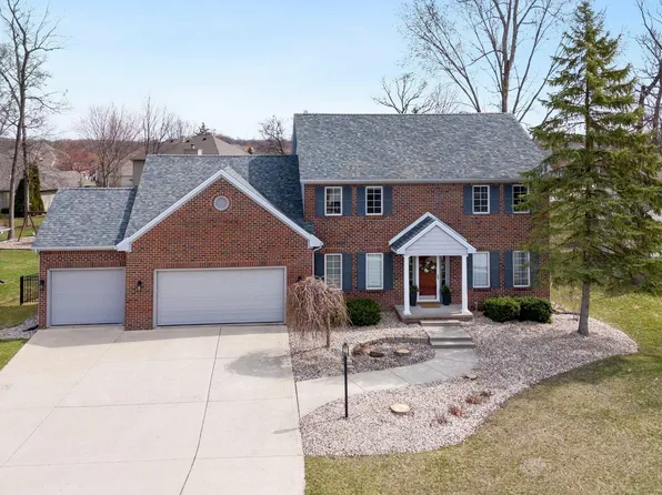 12720 Calaway Dr, Fort Wayne, IN 46845
