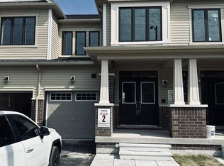 18 Prudhoe Ter, Barrie, ON L9J 0L5