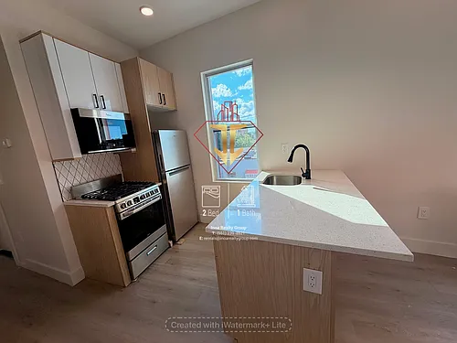 530 Westside Ave Photo 1