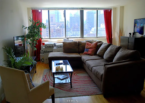 Rented by Town Residential | media 10