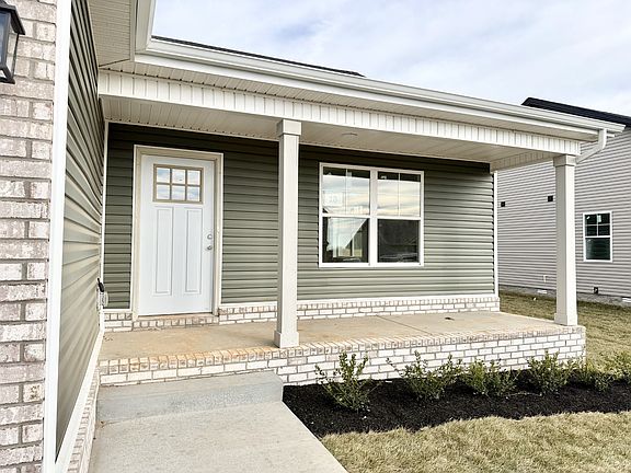 2nd image of 18 Echo Rdg Lot 18