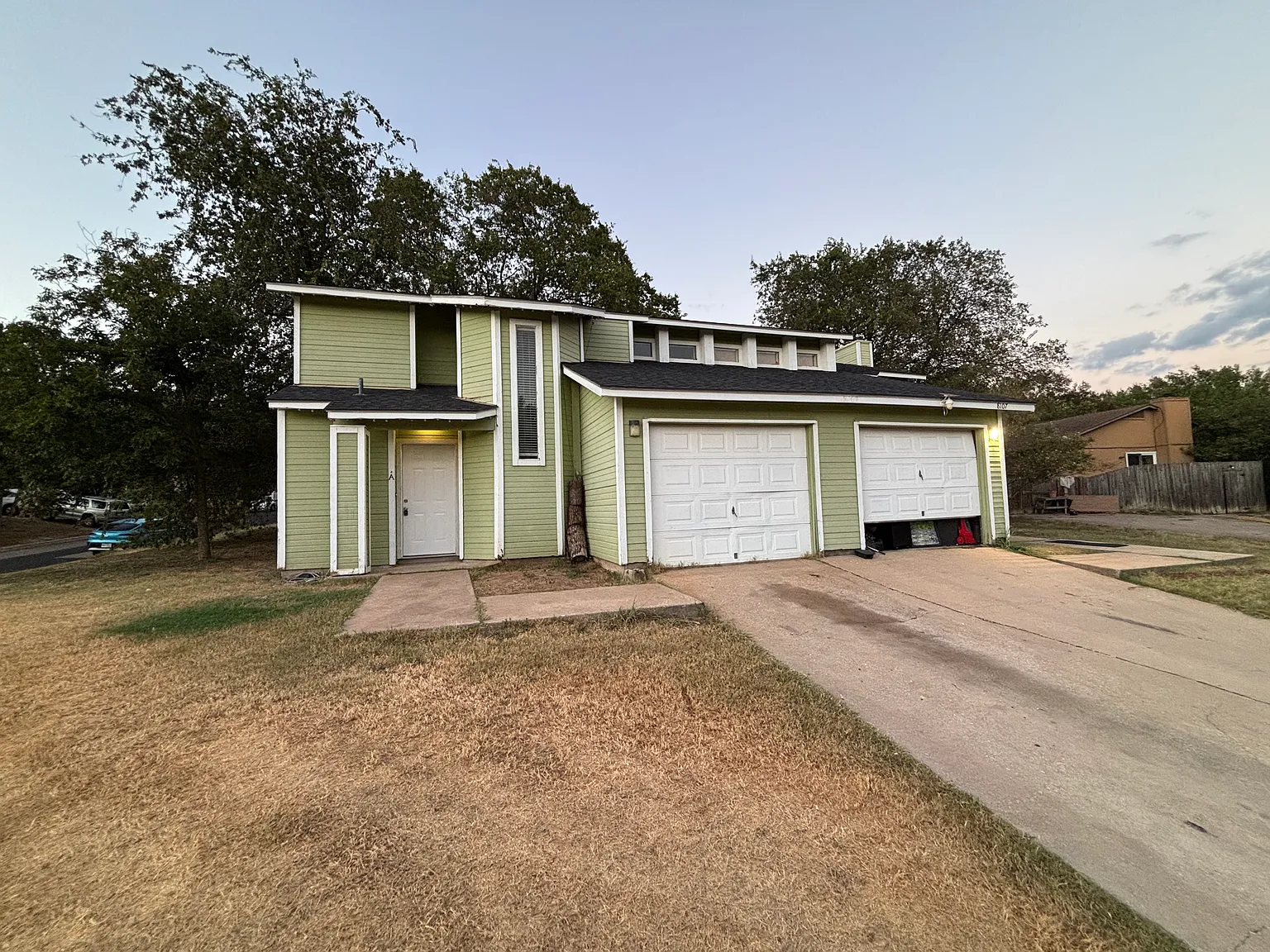 2 bed, 1.5 bath, 1078 sqft, $1,650 — Photo 3