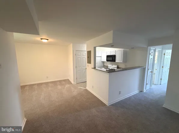 7516 Hawthorne St APT 5, Landover, MD 20785