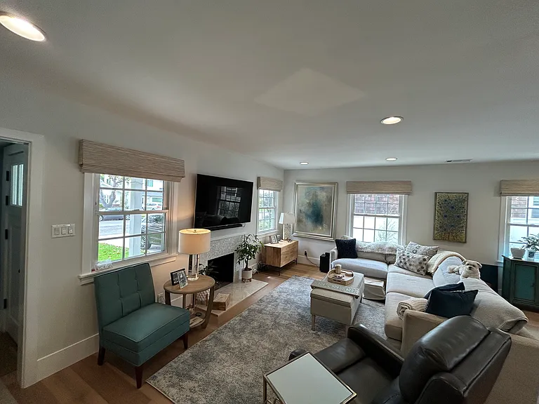 1226 S Helberta Ave — Photo 8