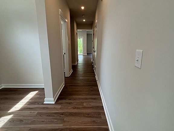5th image of 3101 Finchborough Ct
