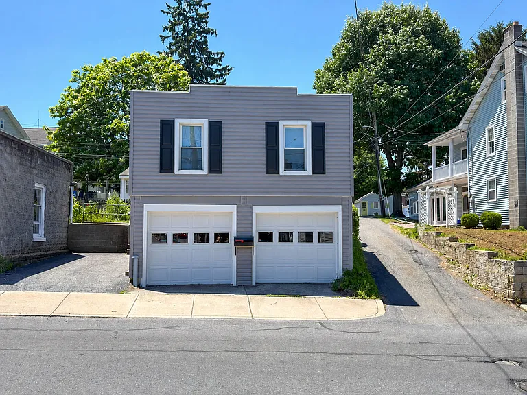 18 W Fulton St — Photo 17
