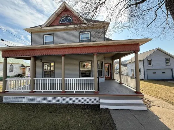 101 N Main St, Clarendon, PA 16313