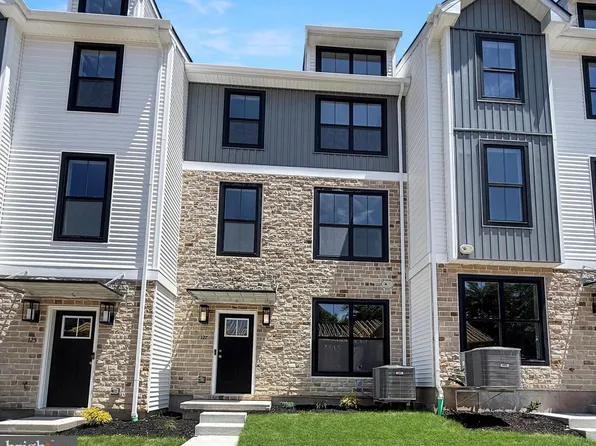 127 Cobblestone Dr #4-26, Harleysville, PA 19438