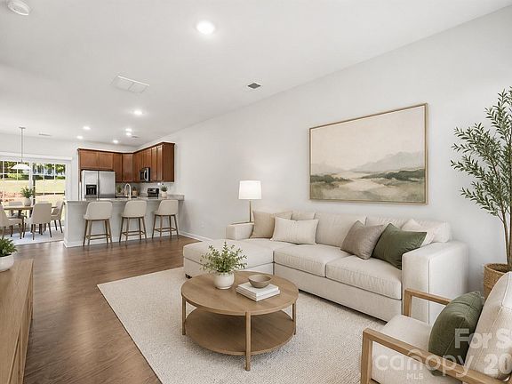 2nd image of 324 Zocalo Dr