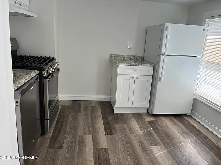 33 Washington St #2 — Photo 4