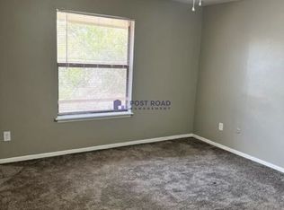 723 W 27th St S APT 201, Wichita, KS 67217