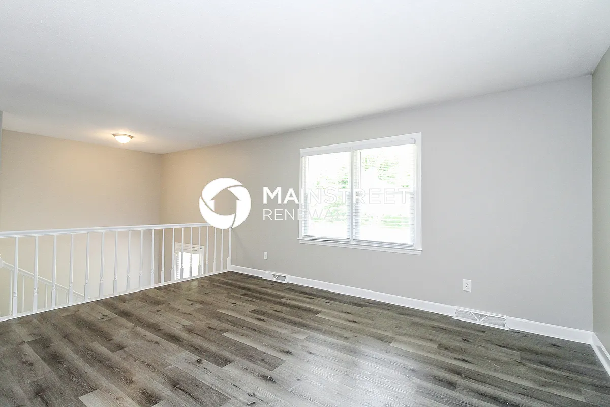 Living Room - 4309 Rosebriar Ln