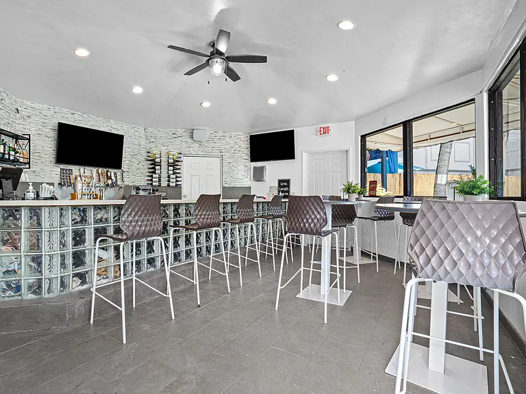 2520 Stirling Rd #236 — Photo 7
