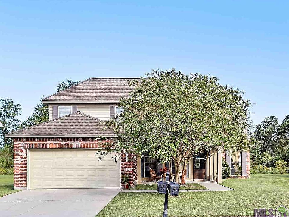 1st image of 20144 Eastwood Dr