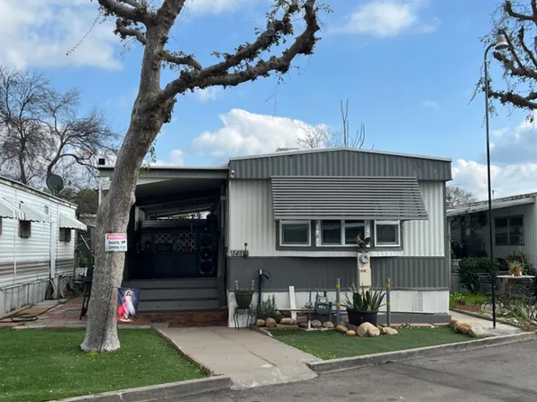 3456 Michelaine Ave, Bakersfield, CA 93304